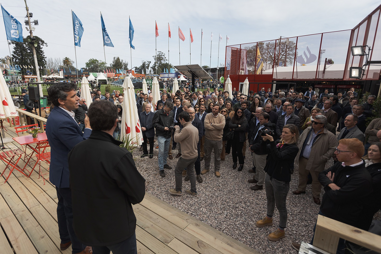 Santander presentó nueva propuesta para el agro en la Expo Prado 
