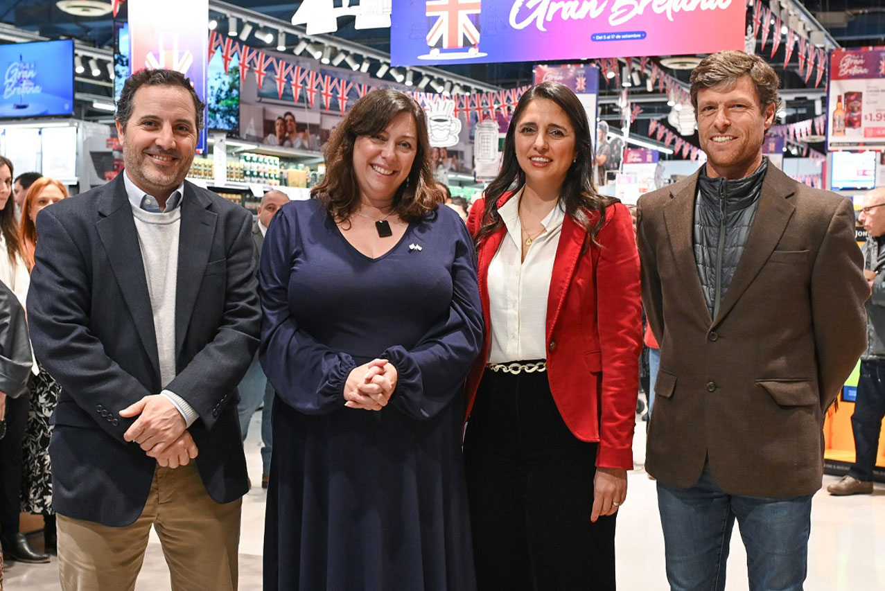 Tienda Inglesa inauguró la tradicional Fiesta de Gran Bretaña 