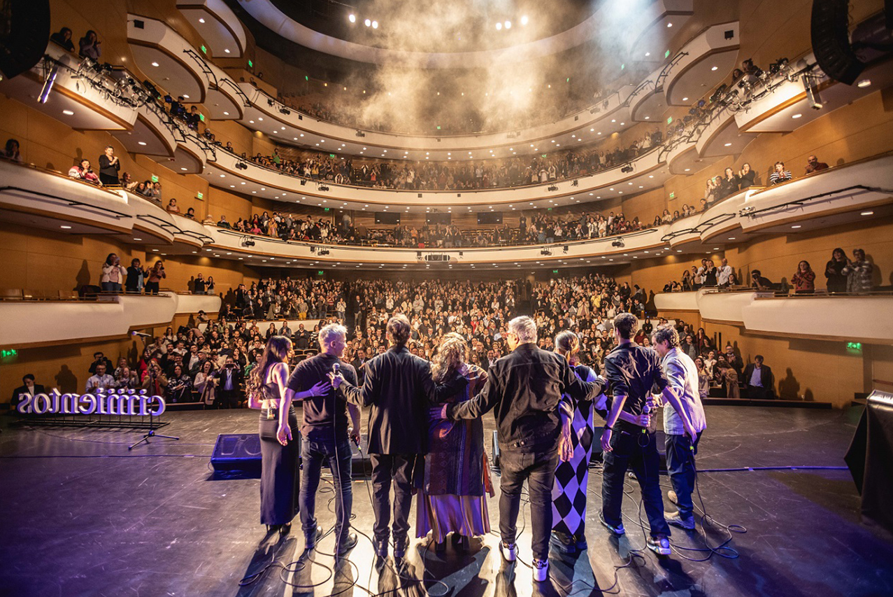 Artistas de Argentina y Uruguay se unieron en un concierto a beneficio de Cimientos Uruguay 