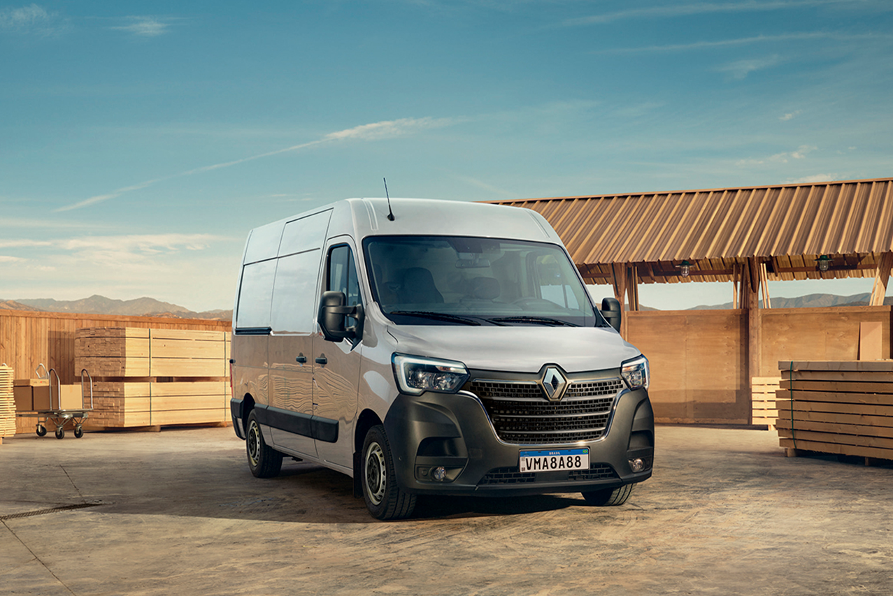 Llegan a Uruguay nuevas versiones de la tradicional Renault Master 