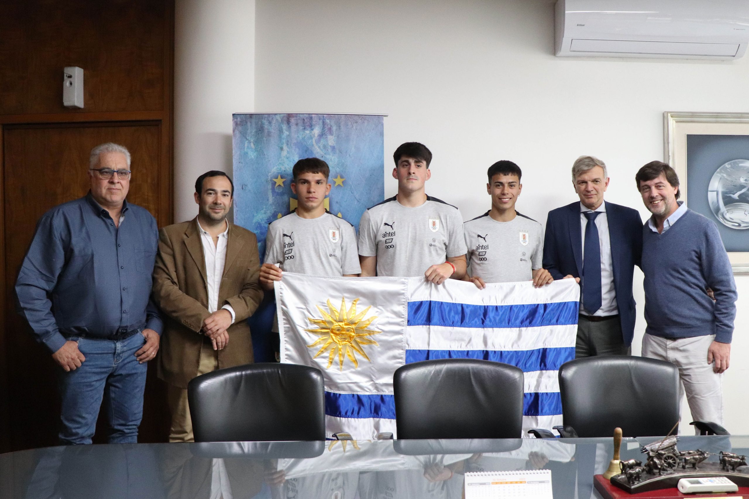 Actividades de AUF en octubre apuntaron a potenciar el desarrollo del fútbol uruguayo 