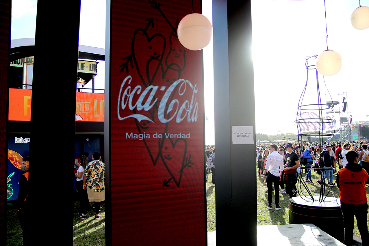 Coca-Cola Uruguay invita a vibrar al ritmo de la música en el Lollapalooza 