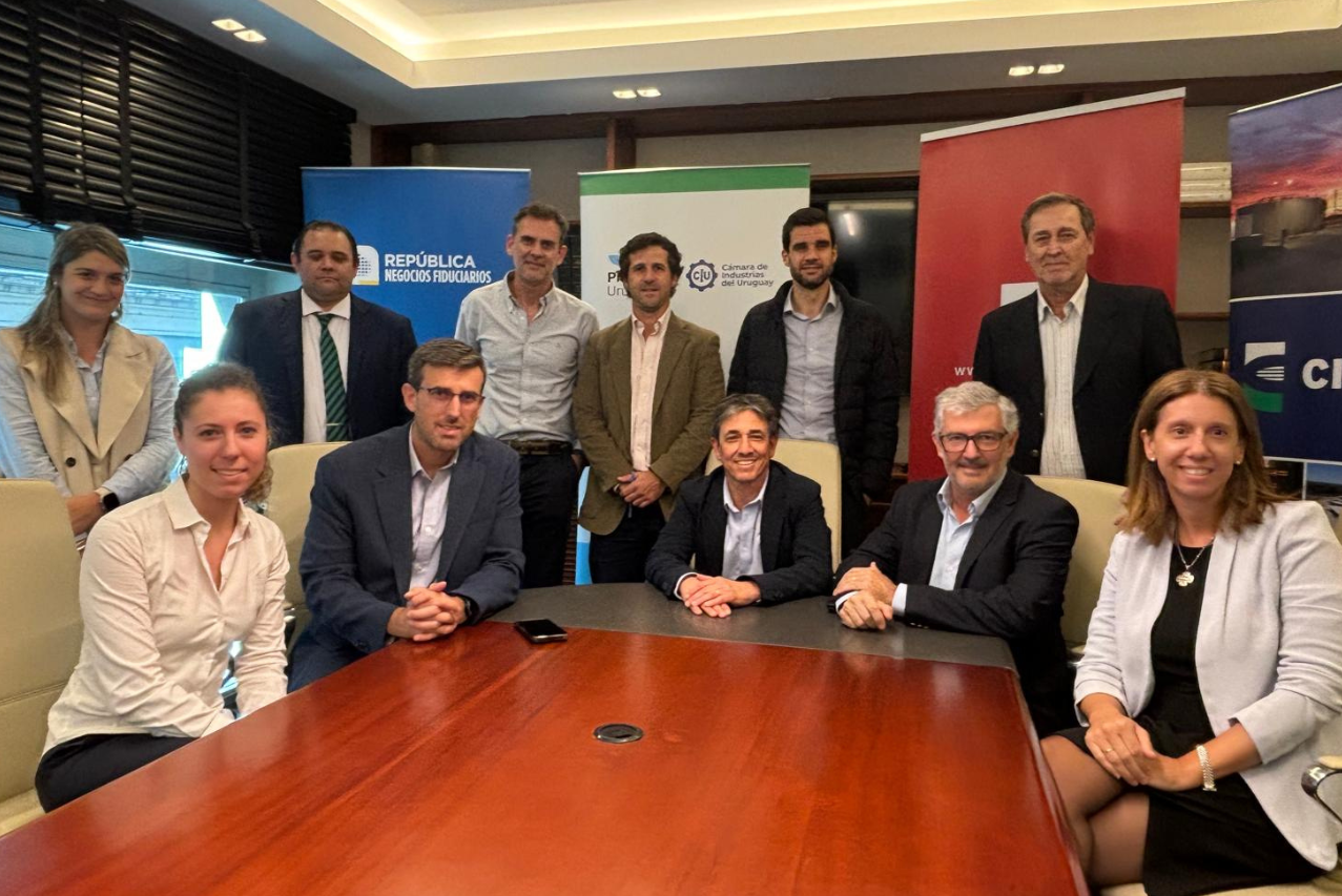 Plan Vale celebra contrato de construcción del Sistema de Depósito, Devolución y Reembolso  