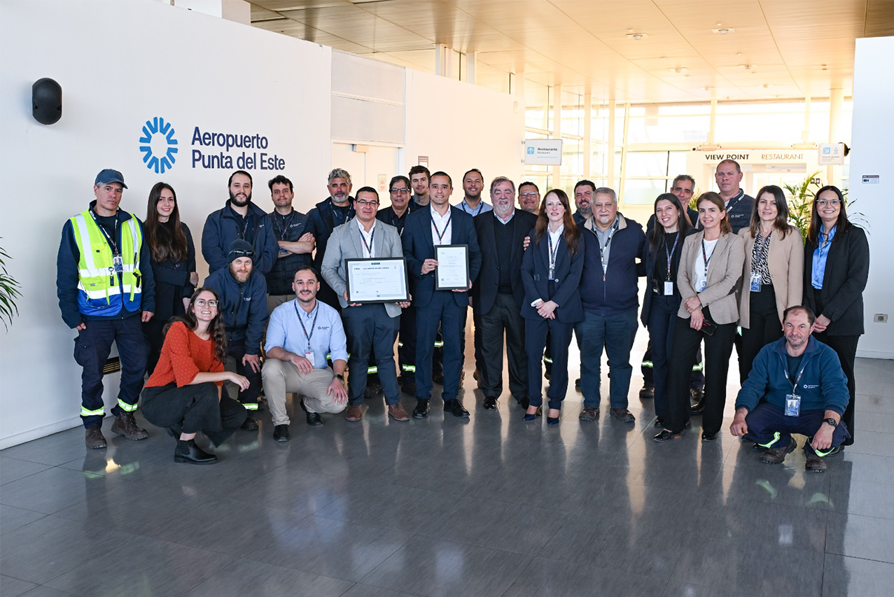 Aeropuerto Internacional de Punta del Este amplía la certificación de su Sistema de Gestión de la Calidad 
