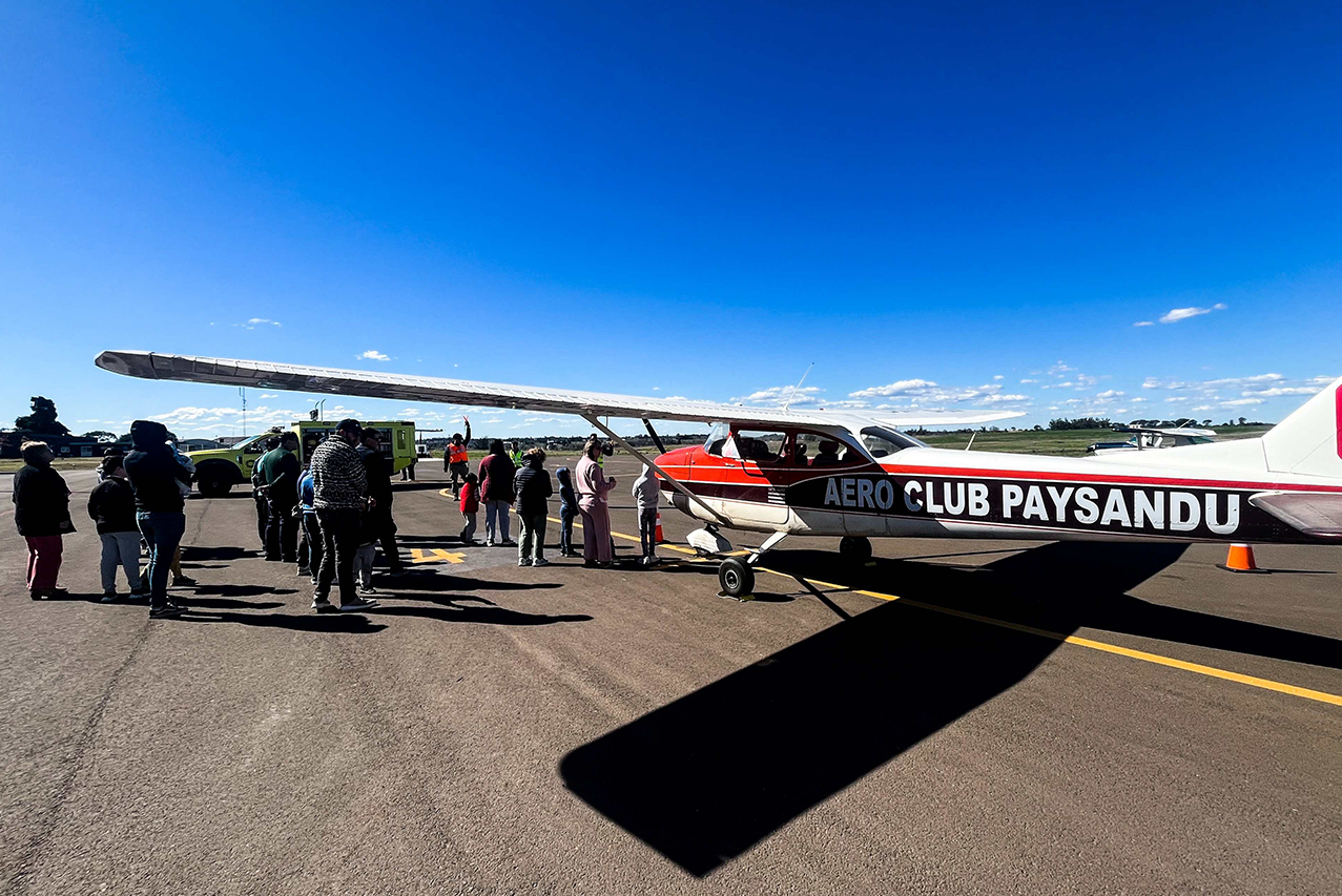 Aeropuerto de Paysandú celebró el Día de la Niñez con actividades para toda la familia 