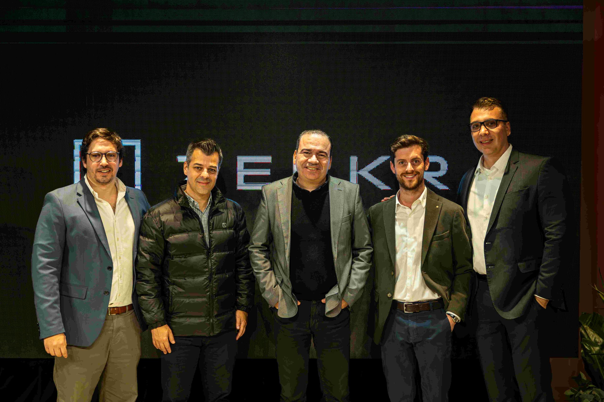 ZEEKR inaugura su nuevo local en Montevideo y anuncia la preventa de la SUV eléctrica 7X 
