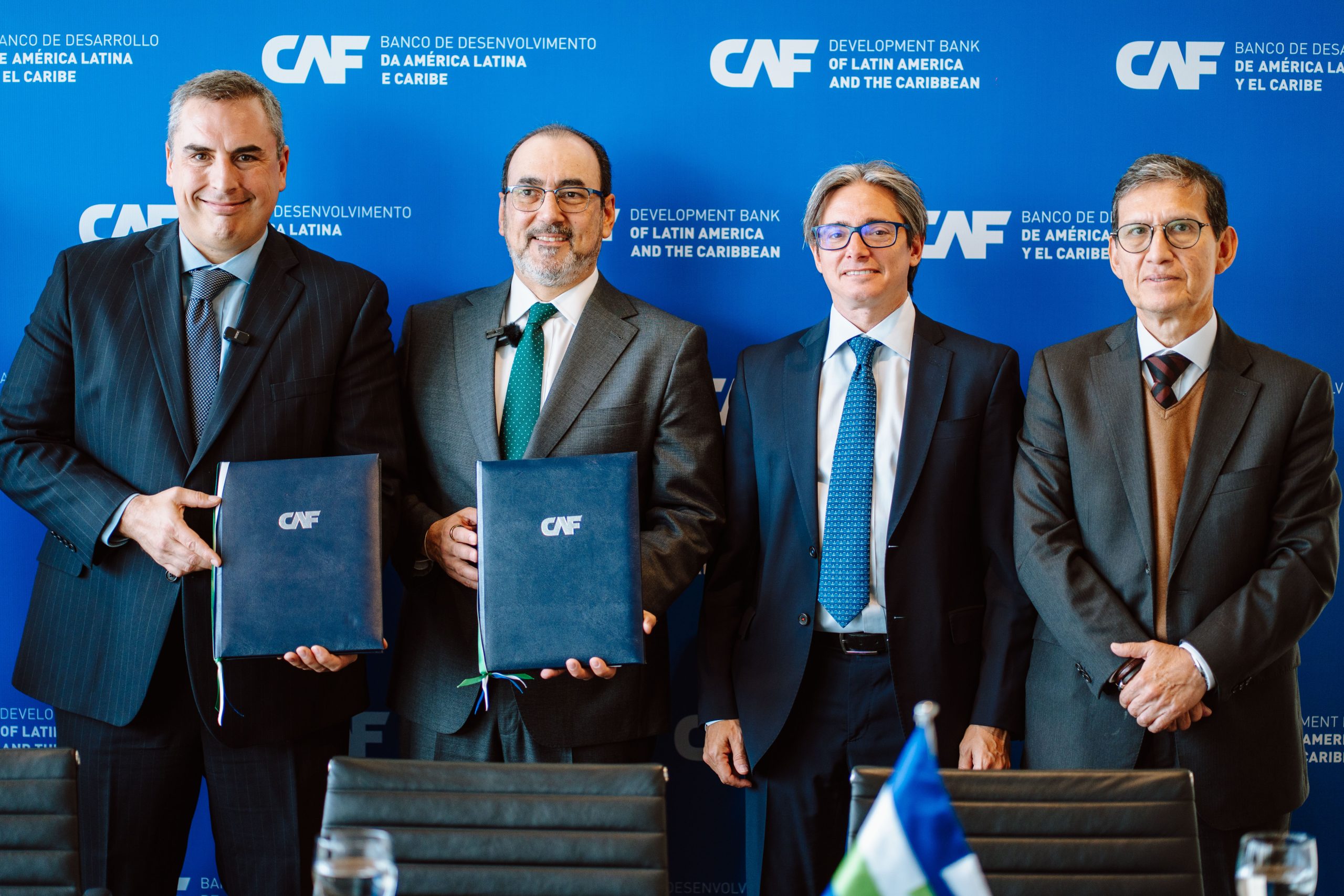 CAF firmó convenio de cooperación técnica con OSE para mejorar la infraestructura y la gestión hídrica uruguaya 