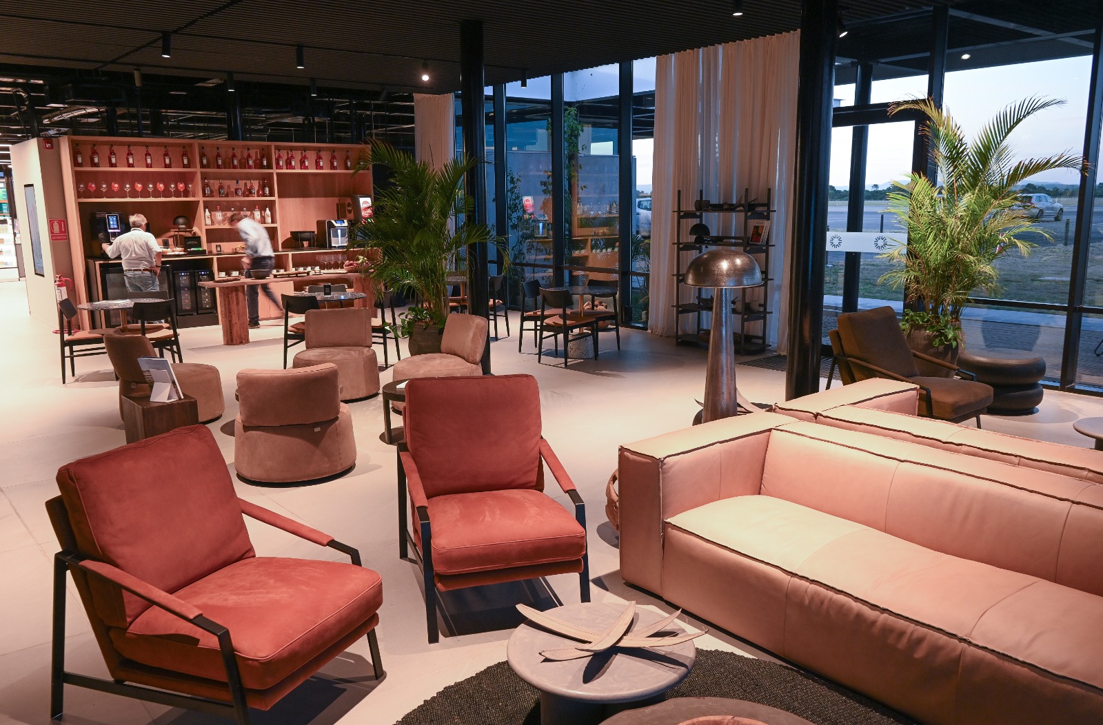 Terminal de Aviación General de Punta del Este fue premiada como la mejor de América Latina 