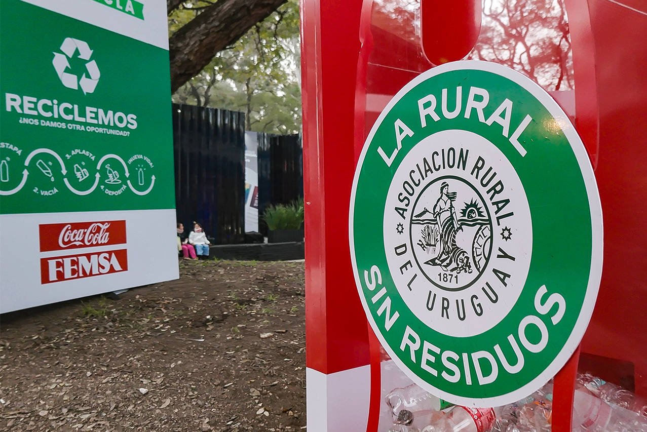 Coca-Cola FEMSA recibió múltiples premios en la Expo Prado 2025 