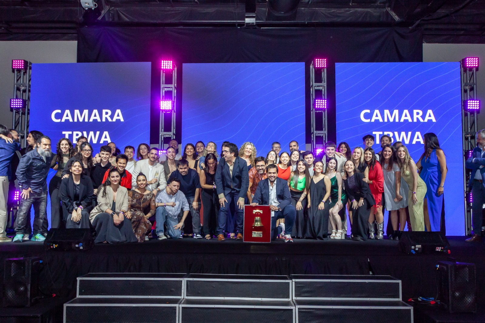 Creatividad publicitaria local fue premiada en la 38ª edición de la Campana de Oro 