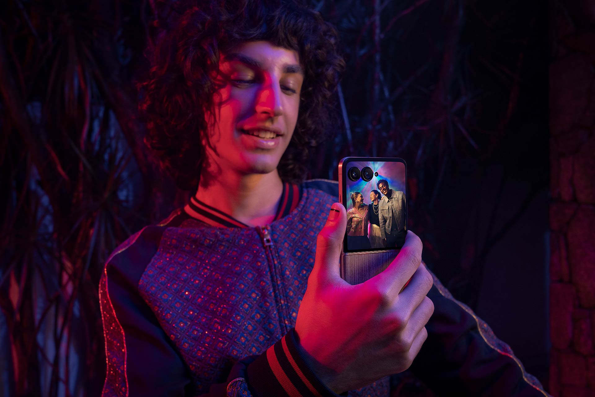 #HelloChristmas: Papá Noel está llegando y Motorola trae promociones imperdibles para que puedas adelantar tu regalo 