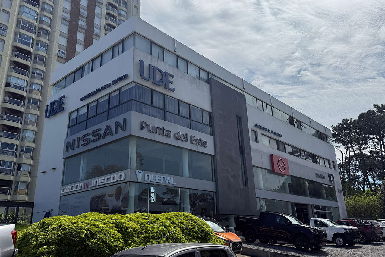 Car One inaugura nueva sucursal en Maldonado con la gestión de Grupo Santa Rosa 