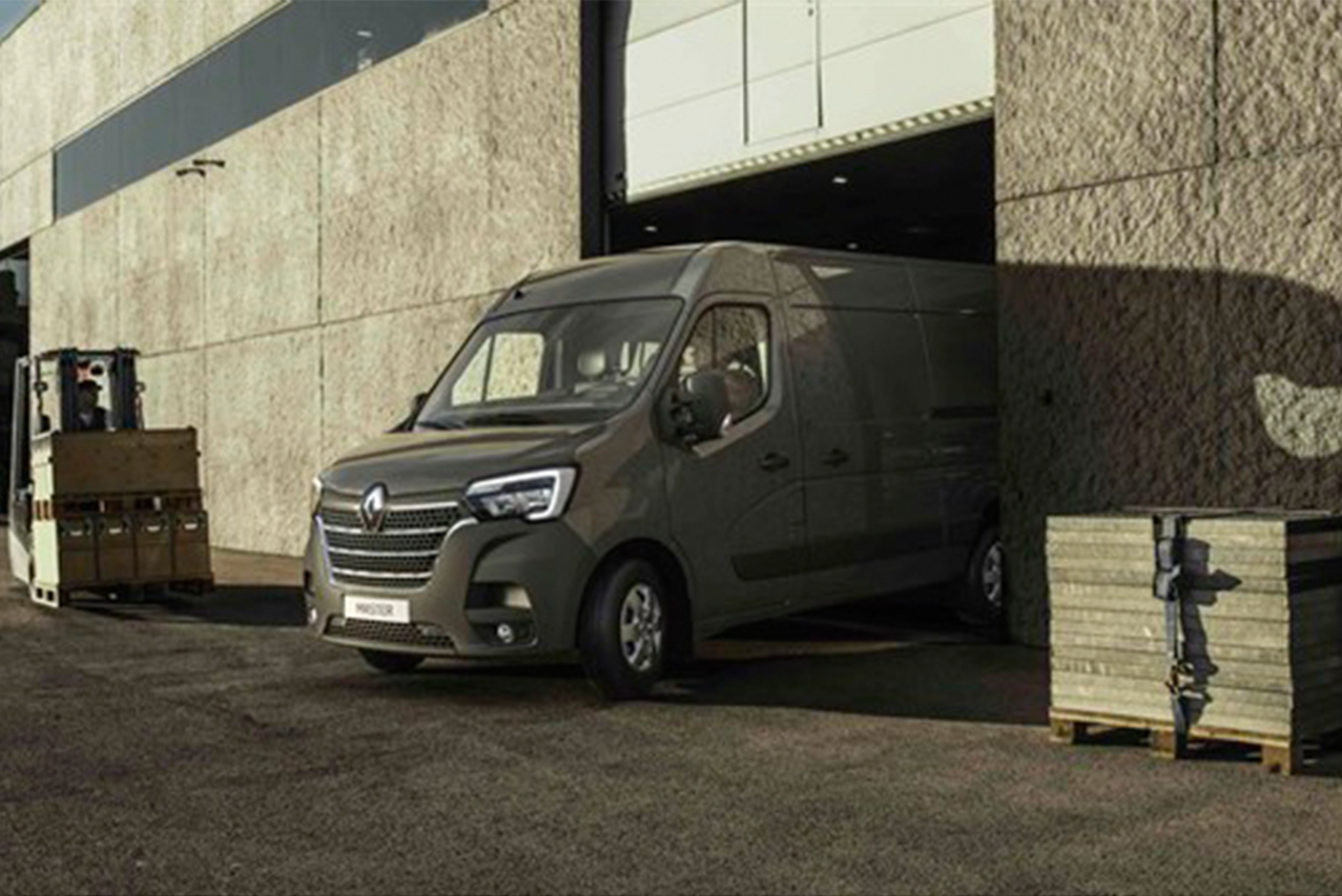 Renault consolida su liderazgo en el mercado con dos modelos entre los más vendidos 