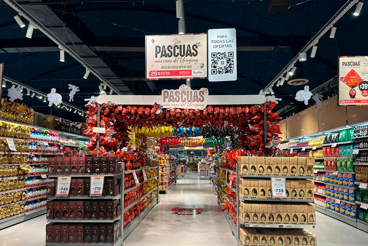 Tienda Inglesa celebra las Pascuas con la búsqueda de billetes dorados 