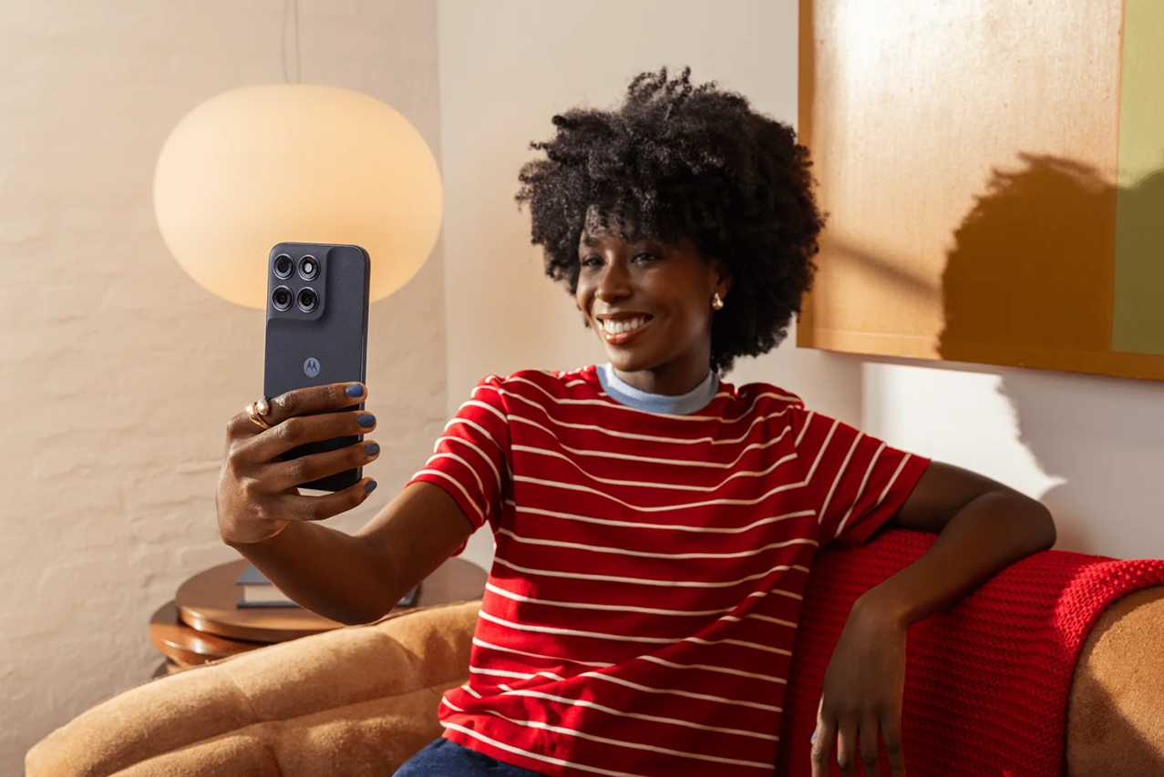 Motorola amplió su portfolio premium con nuevos razr, edge y moto g: diseño y potencia a mano 