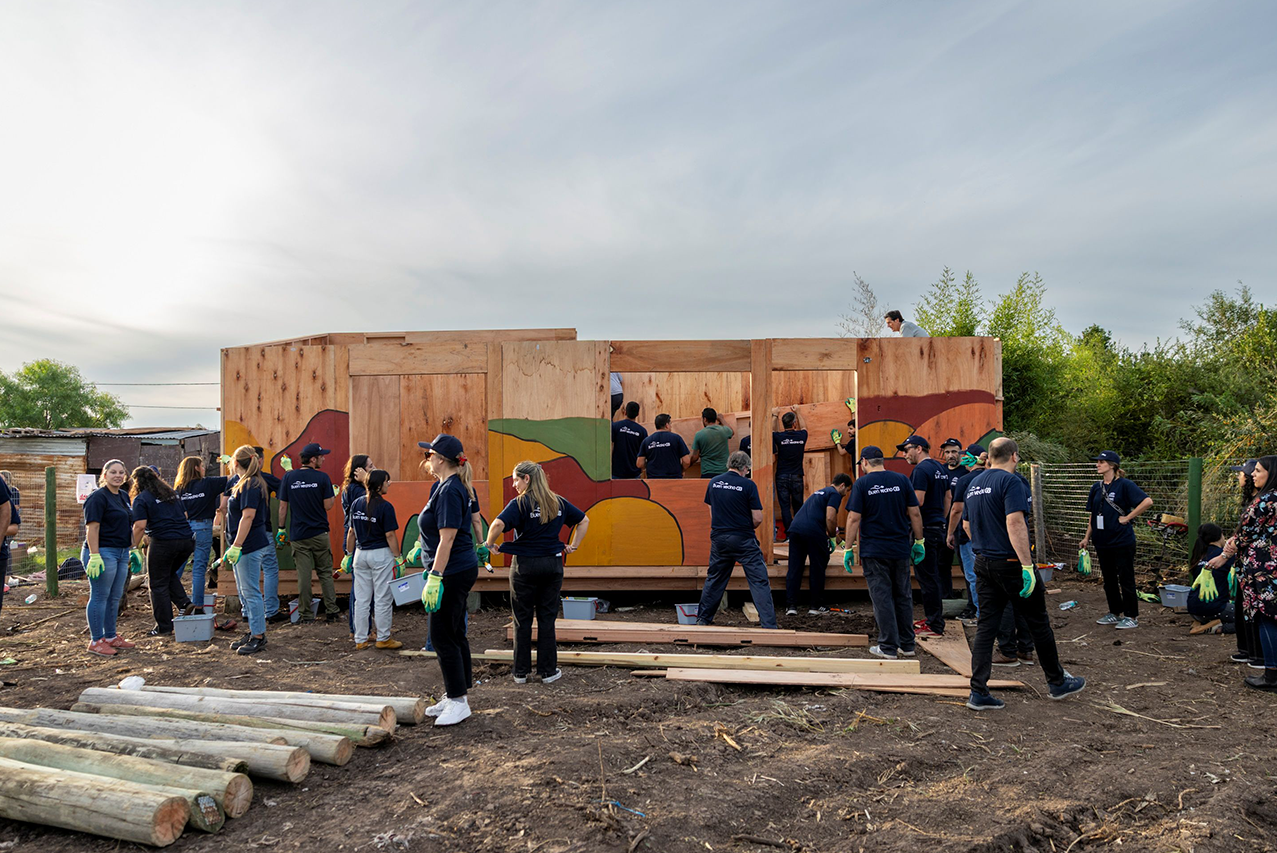 Bimbo construye un merendero comunitario junto a Techo en su 20° aniversario en Uruguay 