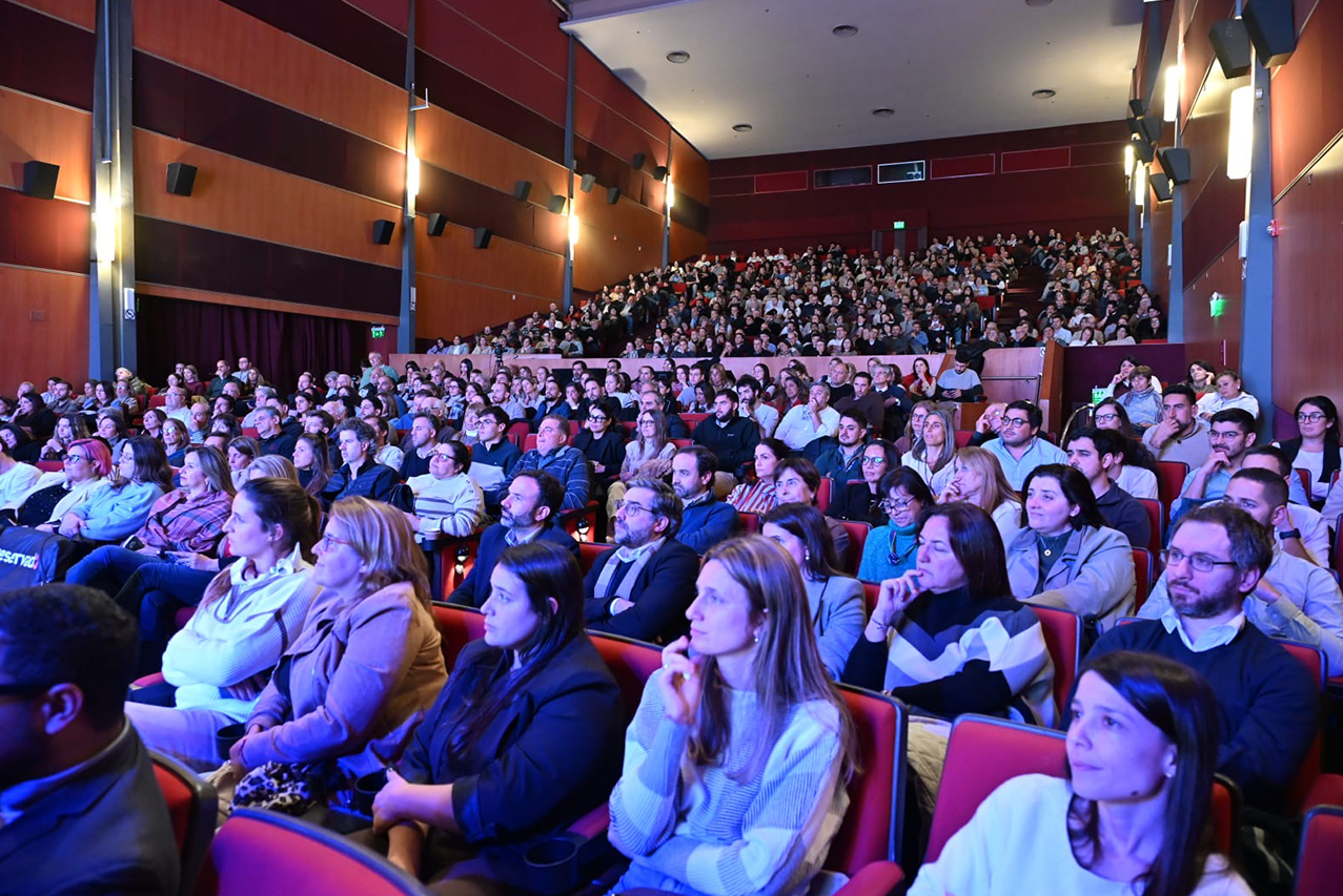 ANDA organizó charla sobre inteligencia artificial encabezada por Santiago Bilinkis 