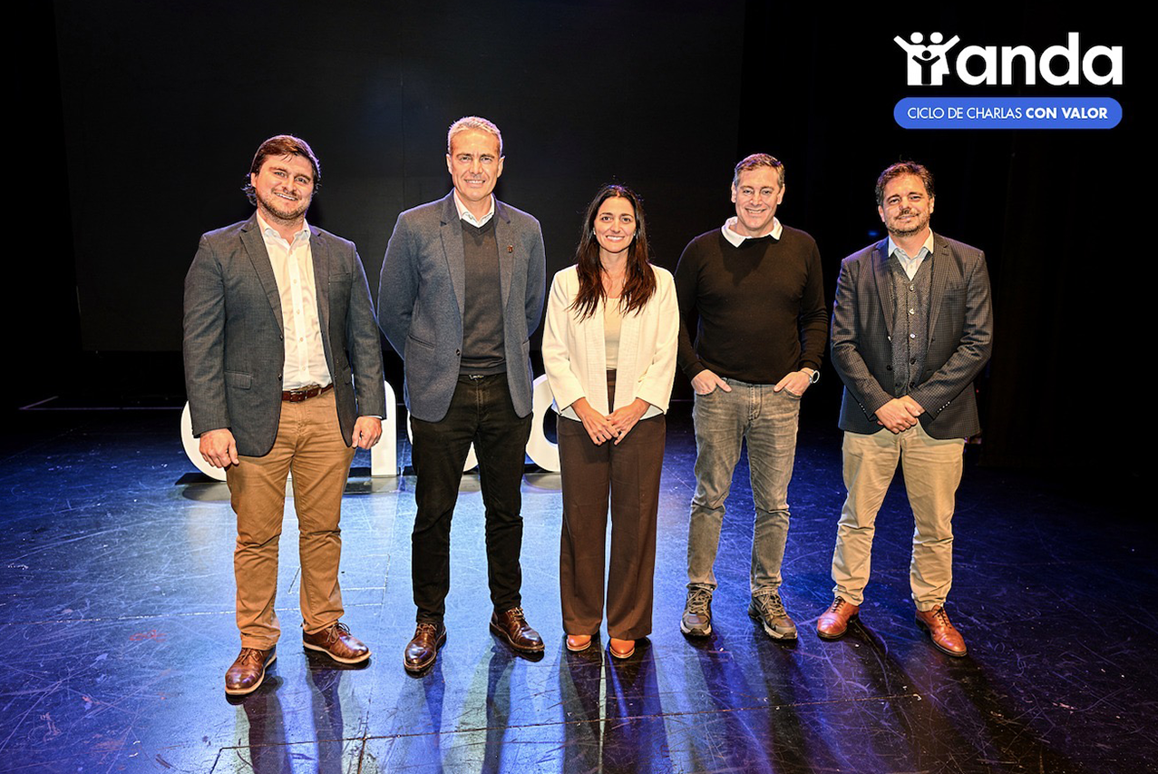 ANDA organizó charla sobre inteligencia artificial encabezada por Santiago Bilinkis 