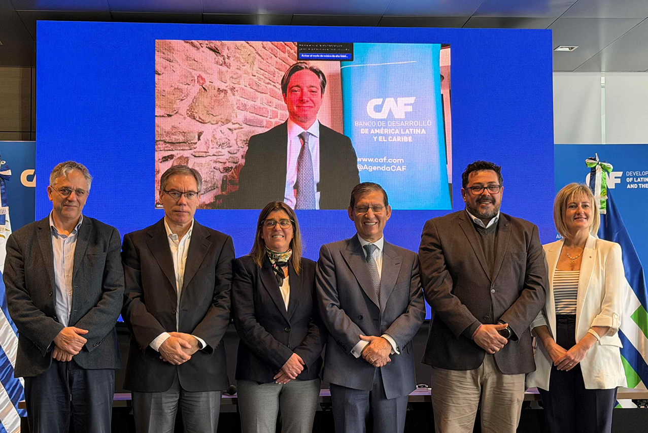CAF financia plan de fortalecimiento de la seguridad y mejora de la vivienda digna en Uruguay 