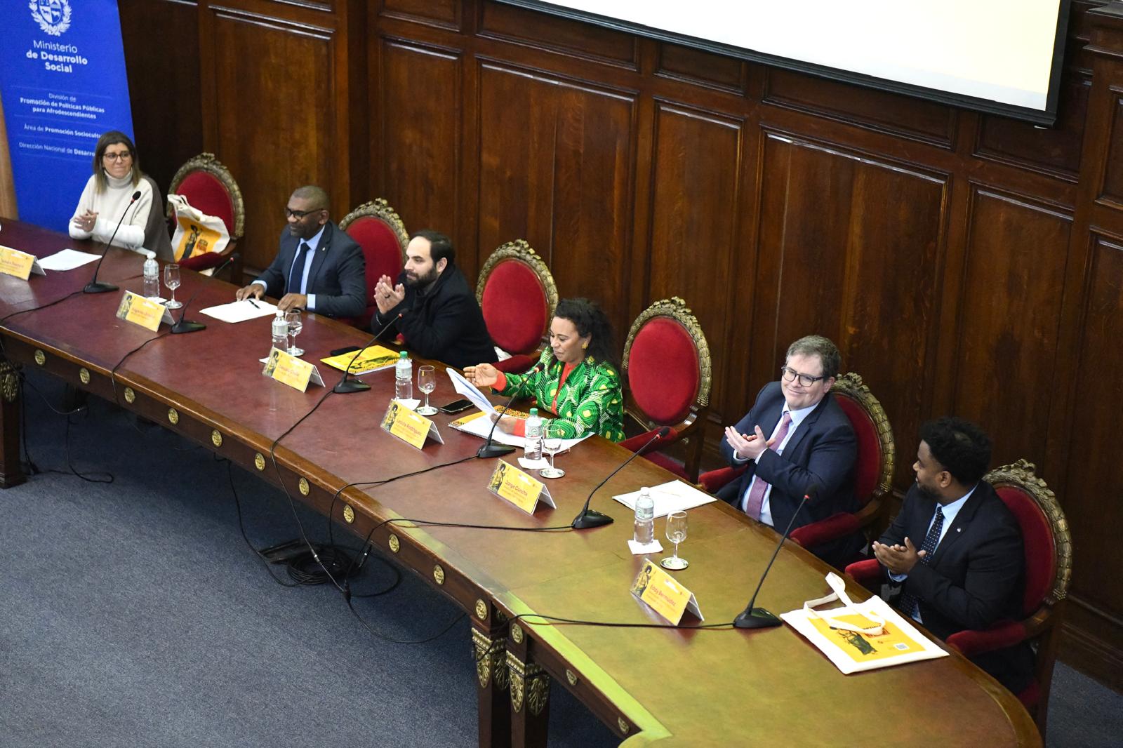 CAF y MIDES firman un convenio para promover la equidad racial y el desarrollo de la población afrodescendiente en Uruguay 
