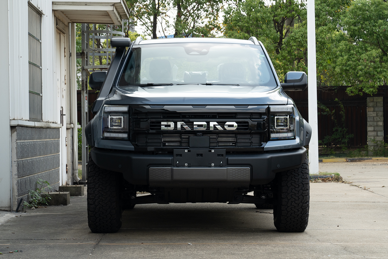 La pick-up JMC Grand Avenue incorpora variantes Off Road y automática en Uruguay 