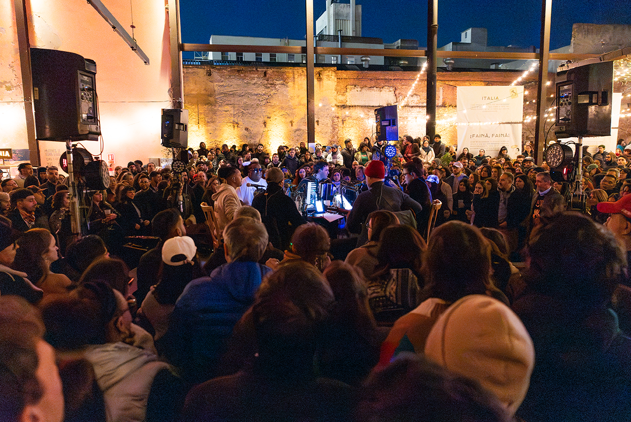Más de 2.000 personas celebraron en el MUMI el Día del Auténtico Fainá 