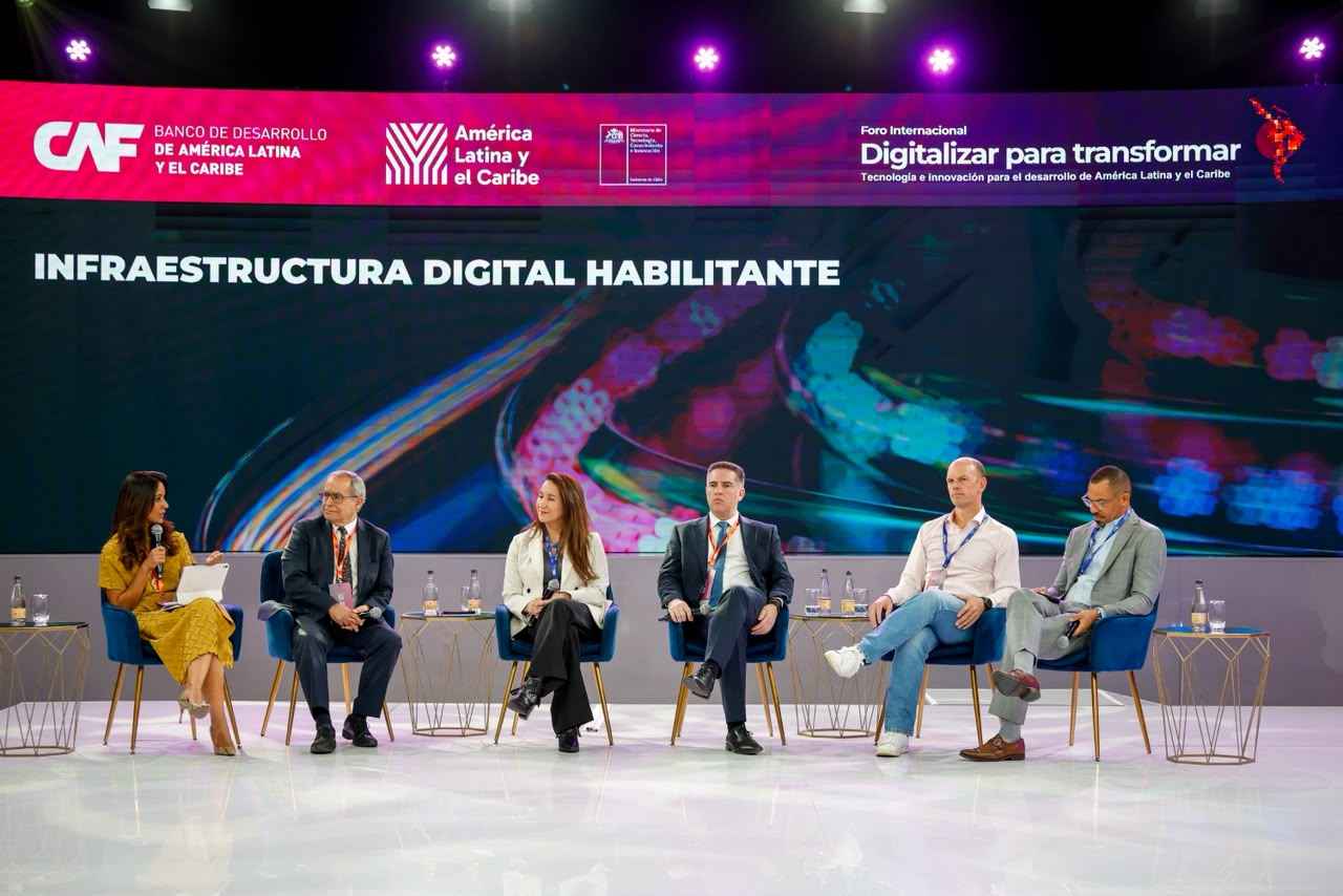CAF convoca a América Latina y el Caribe a definir su papel en la transformación digital 