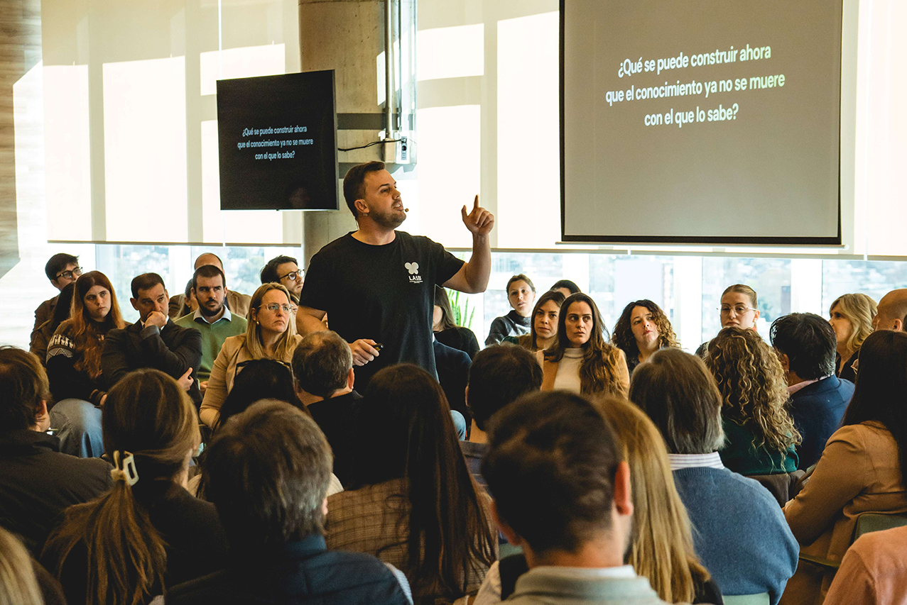 Xpeng se integra al ecosistema WTC Montevideo Free Zone con una alianza enfocada en innovación, IA y movilidad inteligente 